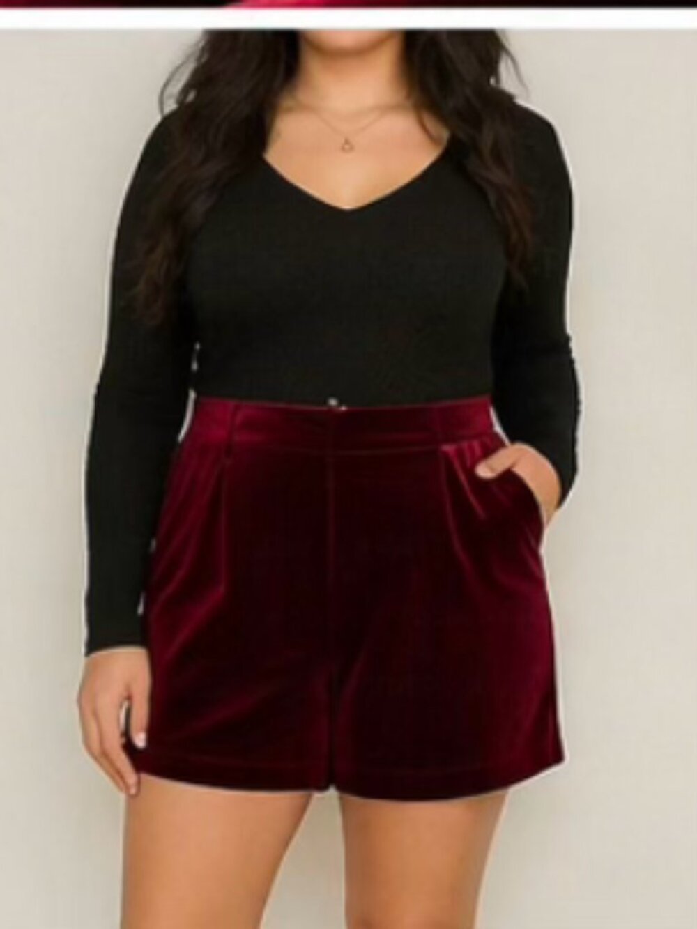 F21+ Velvet Shorts Burgundy Luxe ❤️ Elegante Vino